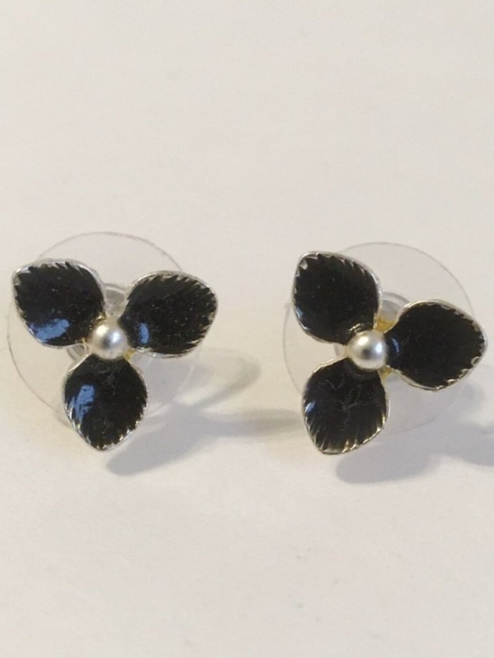 3 Petal Flower Earrings Black Enamel Faux Pearl Silver Tone Metal Pierced Post